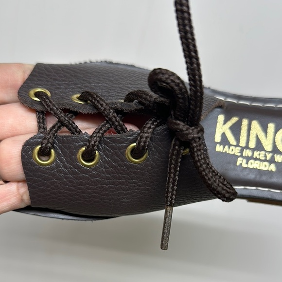 Kino Brown Sandals with Lace Detailing and Flat Sole Made in USA - Picture 3 of 10